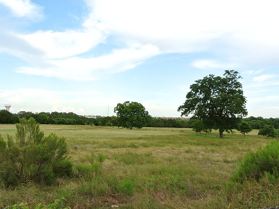 5th image of 1606 Harvest Bend Ln
