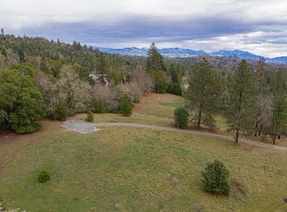 150 Kimberly Way, Grants Pass, OR 97526