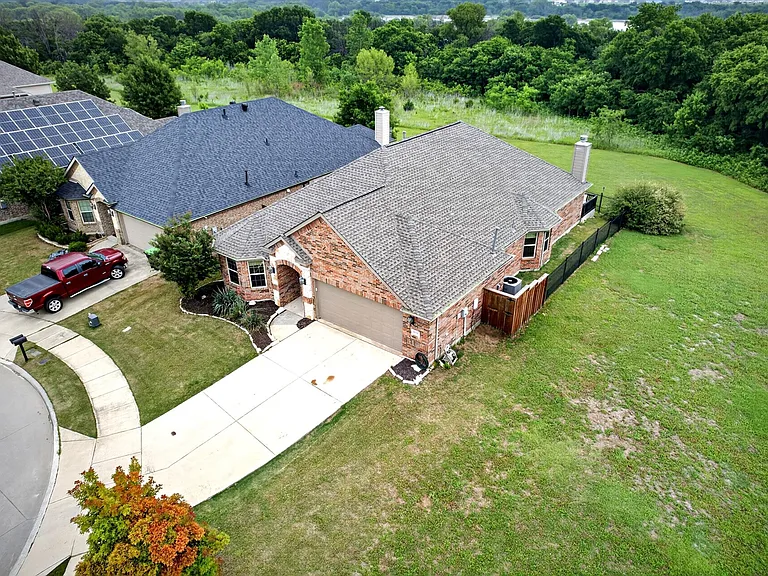 2129 Megan Creek Dr — Photo 36