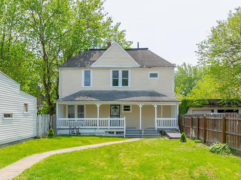 6709 Lawn Ave — Photo 1