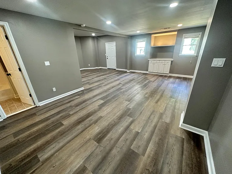 4830 Hampton Square Dr — Photo 20