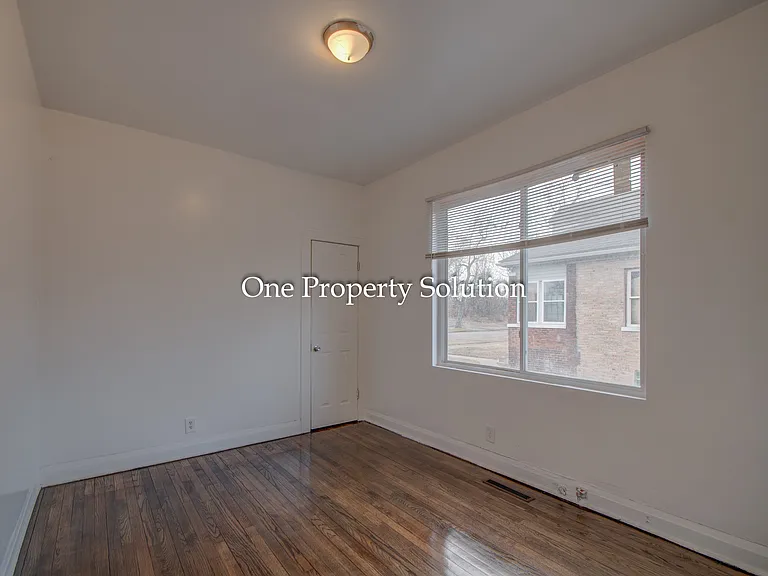 3957 Maryland St — Photo 11
