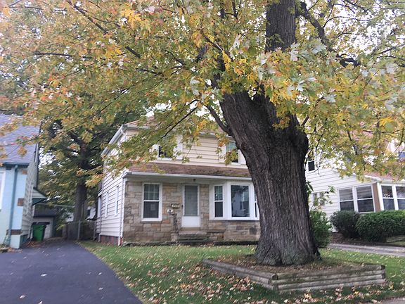 2nd image of 90 Sunnycliff Dr