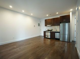 22 Harrison Pl #2R, Brooklyn, NY 11206