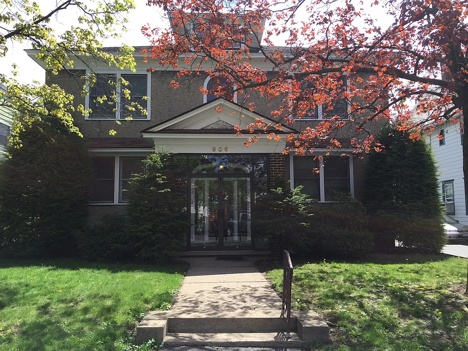 906 Bedford Rd #2