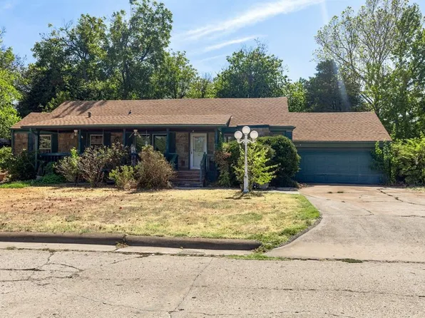 1004 NW Laird Ave, Lawton, OK 73507