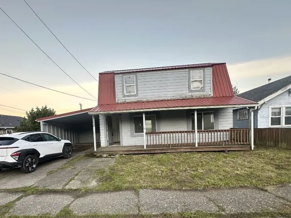 302 S 10th St, Coos Bay, OR 97420