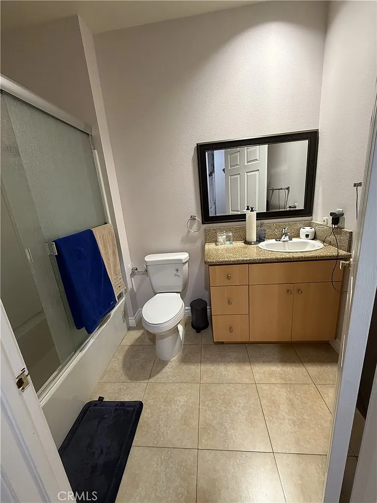2 bed, 850 sqft, $2,200 — Photo 4
