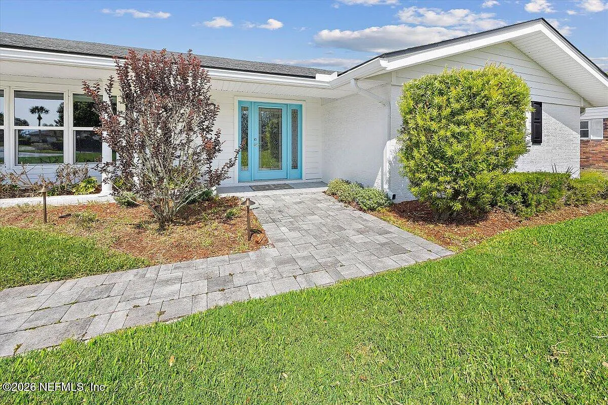 4 bed, 3.0 bath, 3656 sqft, $16,000 — Photo 1