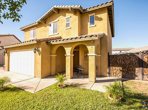 3rd image of 2427 Earhart Ct