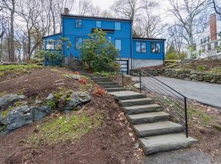 20 Independence Ave, Lexington, MA 02421