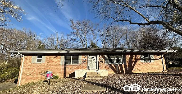 3315 SE 4th St — Photo 2