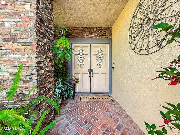 4th image of 667 Azure Hills Dr