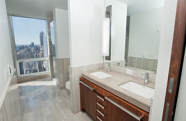 Rented by NOVO | media 18