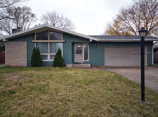 211 Graywood Ave, Elkhart, IN 46516
