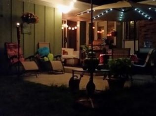 4272 N 99th St, Wauwatosa, WI 53222