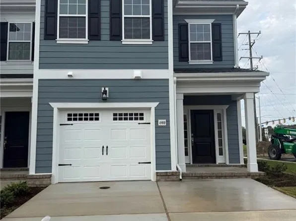4900 Apricot Way, Chesapeake, VA 23321