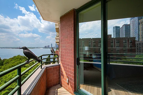 Sold by LL Real Estate Services | media 1