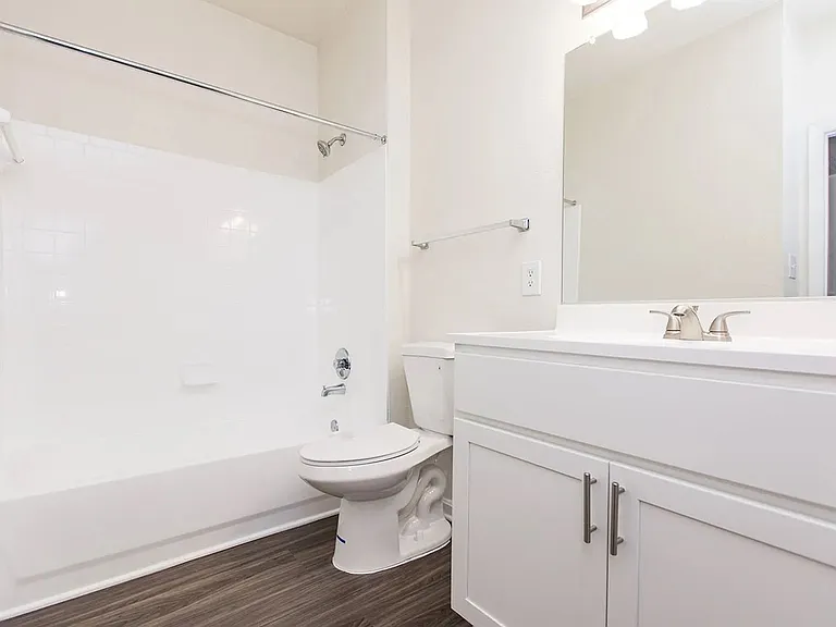 Park Station Apartments — Photo 13