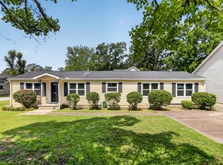8805 Antler Dr, North Charleston, SC 29406