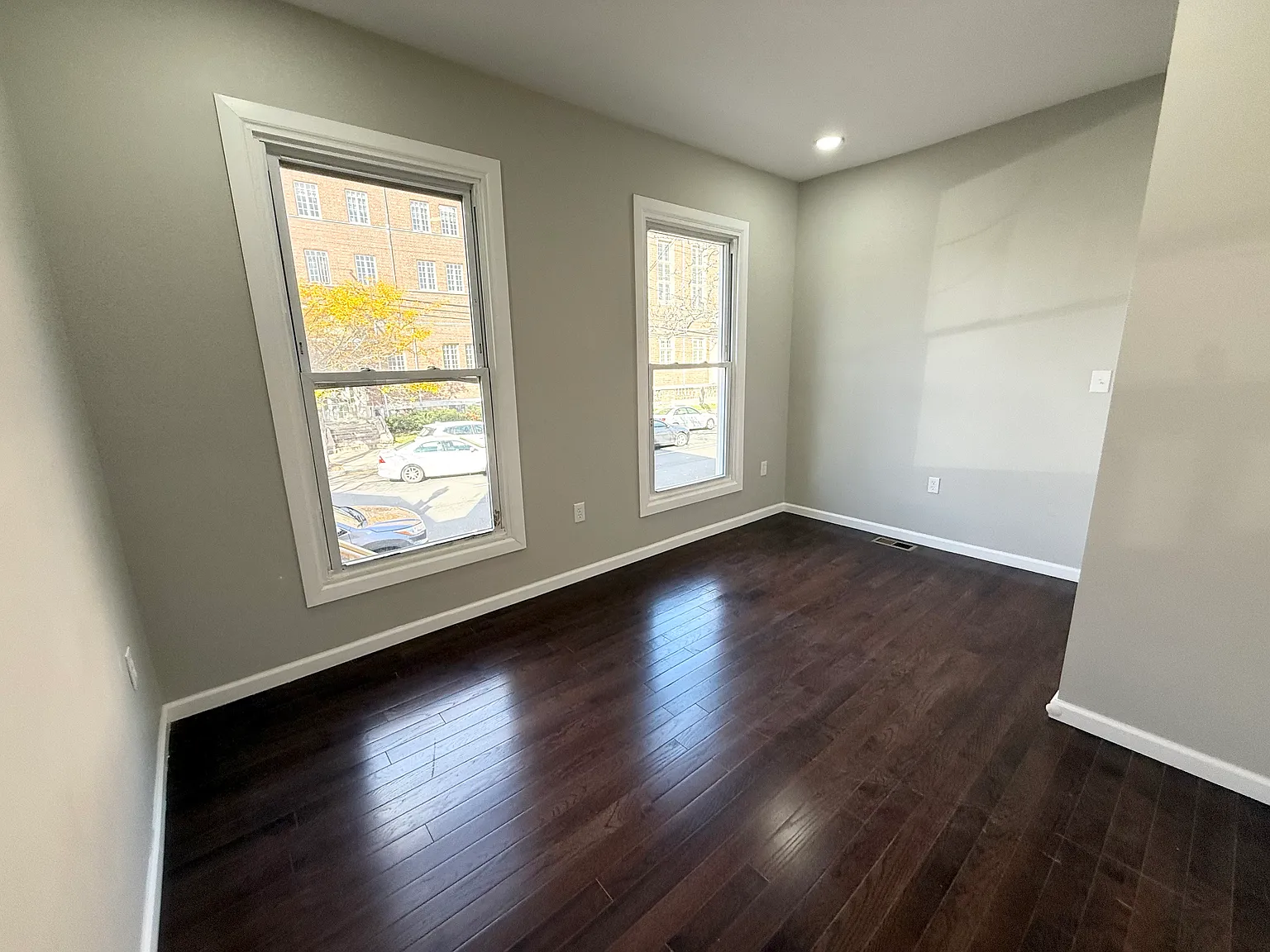 4 bed, 1500 sqft, $3,000 — Photo 4