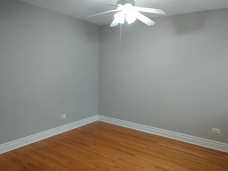 817 Chicago Ave #1 — Photo 12