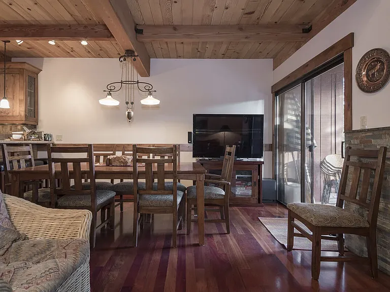 125 Lassen Dr #23 — Photo 5