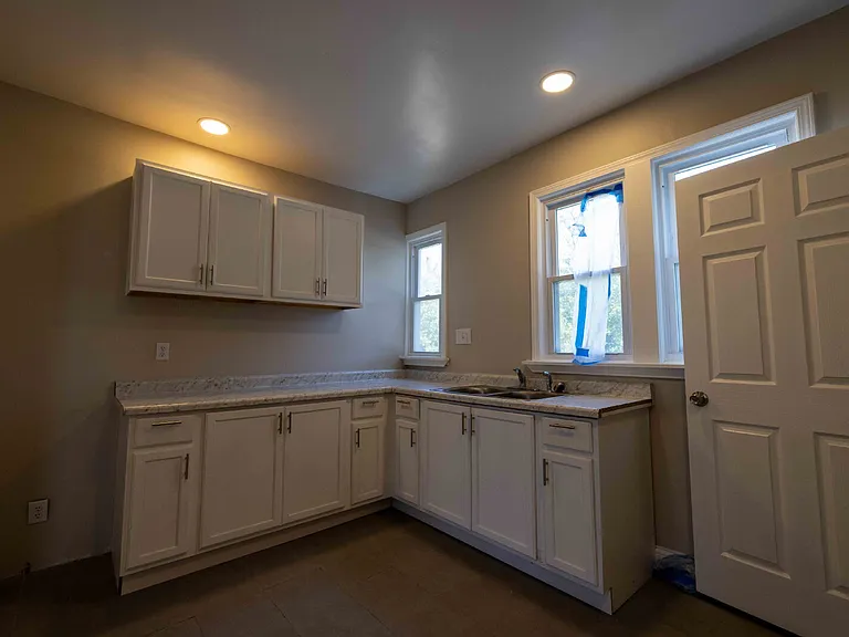 4204 Clements St #1 — Photo 6