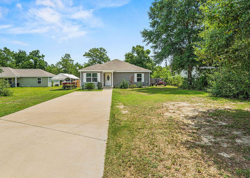 1st image of 28 Rubens Ln