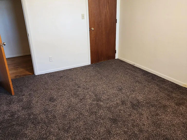 2526 Vera Ave #3 — Photo 16