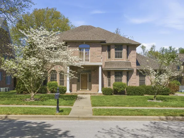 2411 W Dearborn Street, Springfield, MO 65807