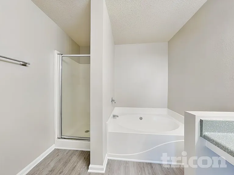 7360 Old Chapel — Photo 10