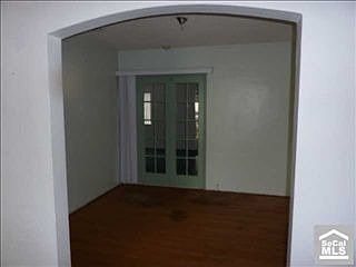 3rd image of 2420 Pine Ave