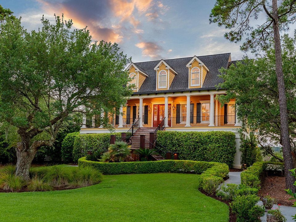 1st image of 1636 Headquarters Plantation Dr
