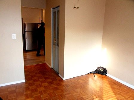 1st image of 231 E 10th St APT 3
