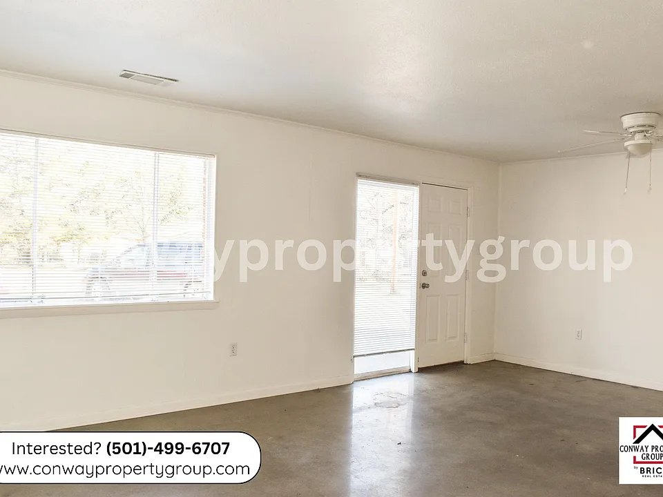 1906 Dave Ward Dr