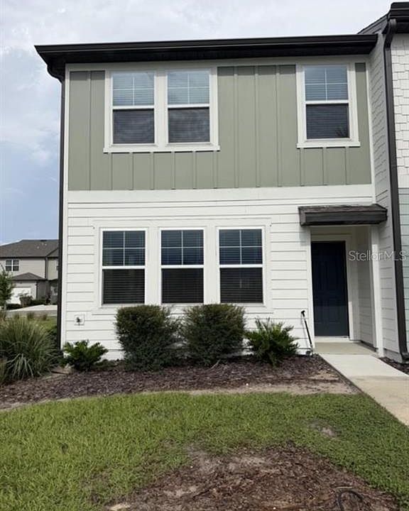 1st image of 393 Grand Pine Ln