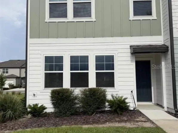 393 Grand Pine Ln, Saint Cloud, FL 34771