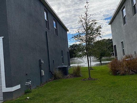 2nd image of 3250 Pleasant Willow Ct