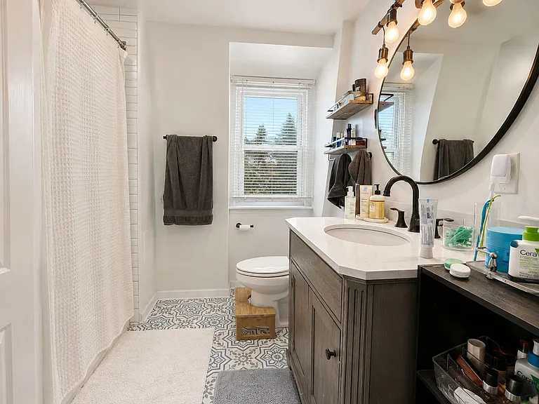 4622 Kingsessing Ave #C — Photo 11