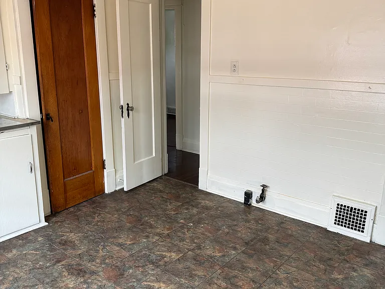 131 Arden Ave #2 — Photo 5