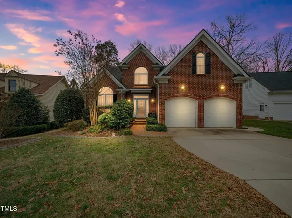 1424 Moosecreek Dr, Raleigh, NC 27614