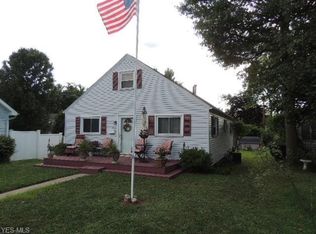 935 S 16th St, Coshocton, OH