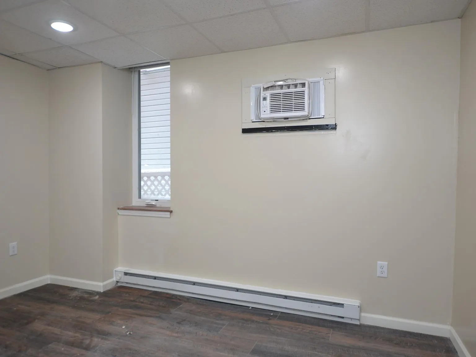 1 bed, 700 sqft, $699 — Photo 4