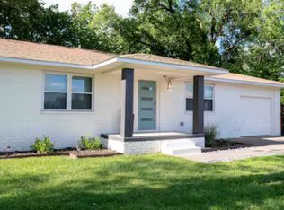 204 SW 12th St, Bentonville, AR 72712