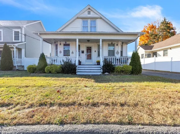 165 Prospect St, Ludlow, MA 01056