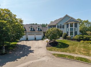 17 Patton Dr, South Hamilton, MA 01982