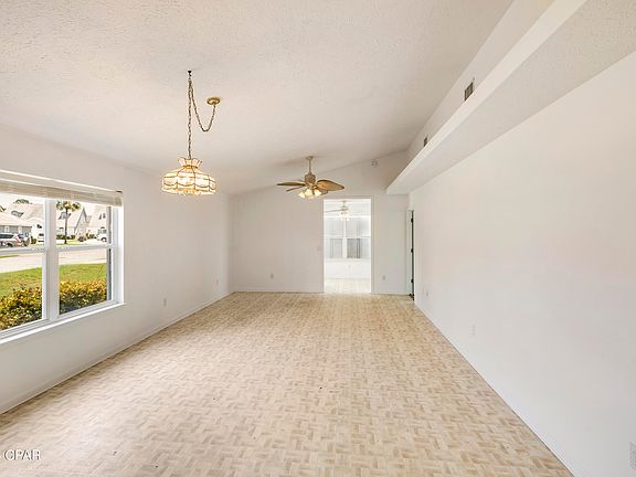 5th image of 11725 Cabana Ct