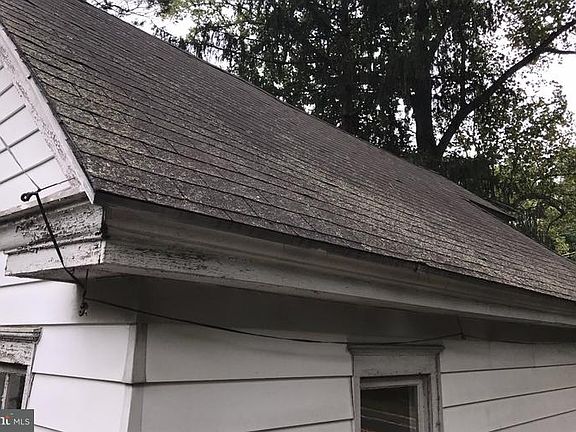 4th image of 555 Delsea Dr