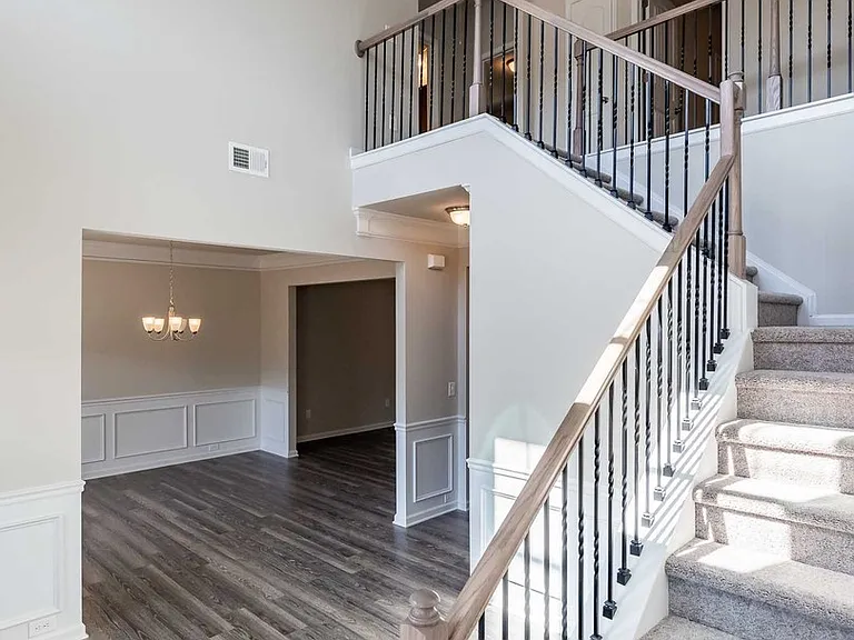 185 Cherokee Reserve Cir — Photo 4